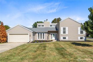 9667 Quailwood Trail, Dayton, OH 45458