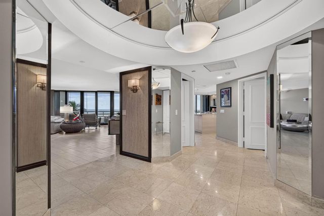 1500 S Ocean Boulevard 205, Boca Raton, FL 33432