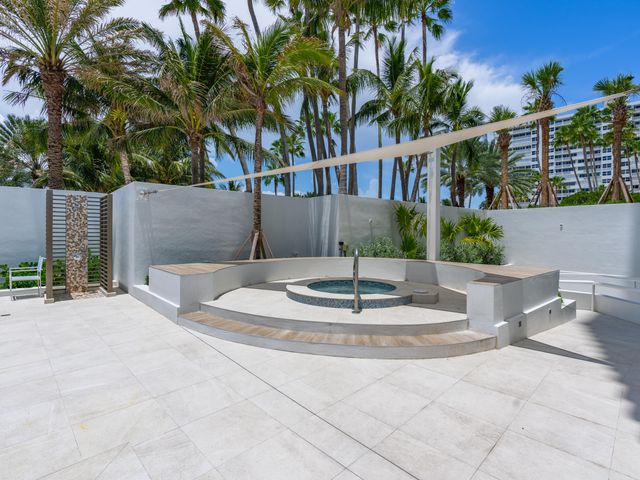 1500 S Ocean Boulevard 205, Boca Raton, FL 33432