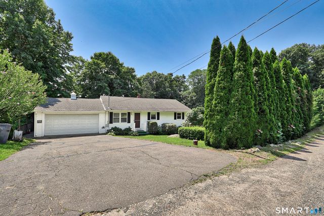 30 Adella Street, Naugatuck, CT 06770