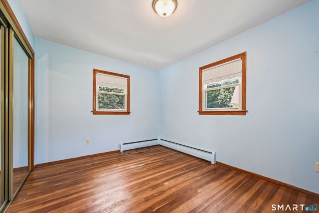 30 Adella Street, Naugatuck, CT 06770