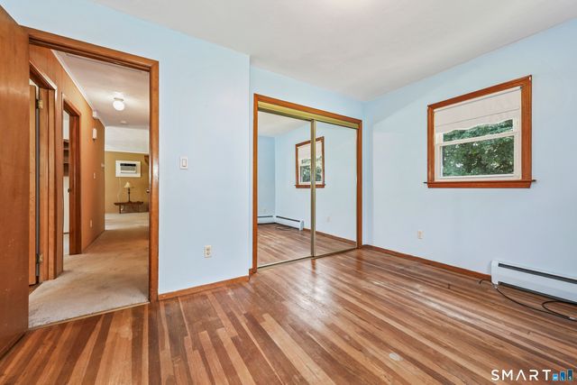 30 Adella Street, Naugatuck, CT 06770