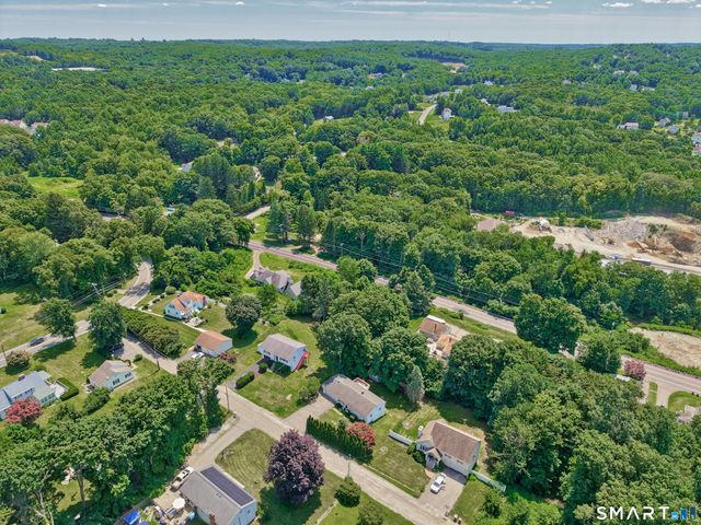 30 Adella Street, Naugatuck, CT 06770