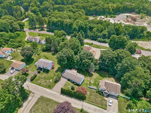 30 Adella Street, Naugatuck, CT 06770