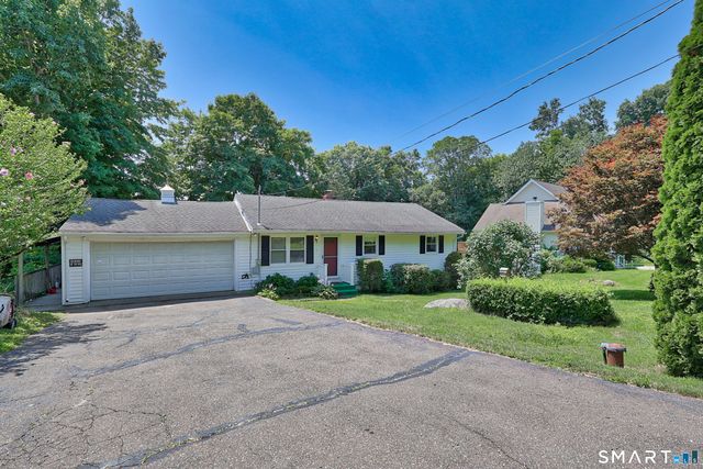30 Adella Street, Naugatuck, CT 06770