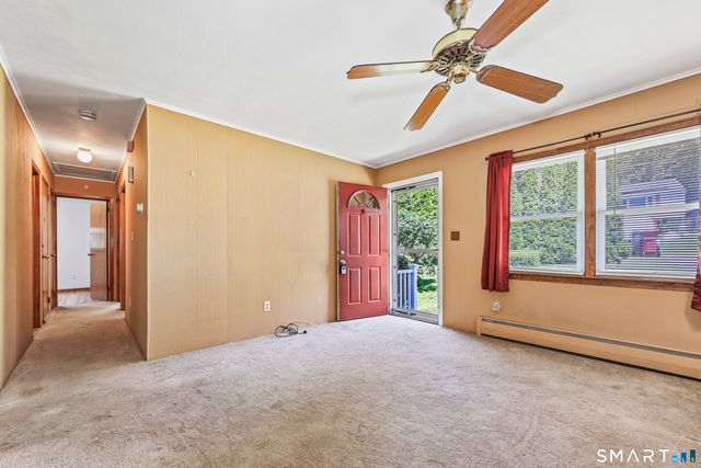30 Adella Street, Naugatuck, CT 06770