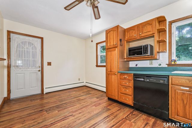 30 Adella Street, Naugatuck, CT 06770