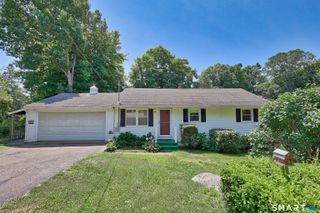 30 Adella Street, Naugatuck, CT 06770