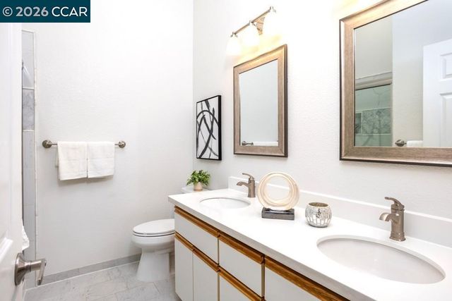 2590 Oak Rd 247, Walnut Creek, CA 94597