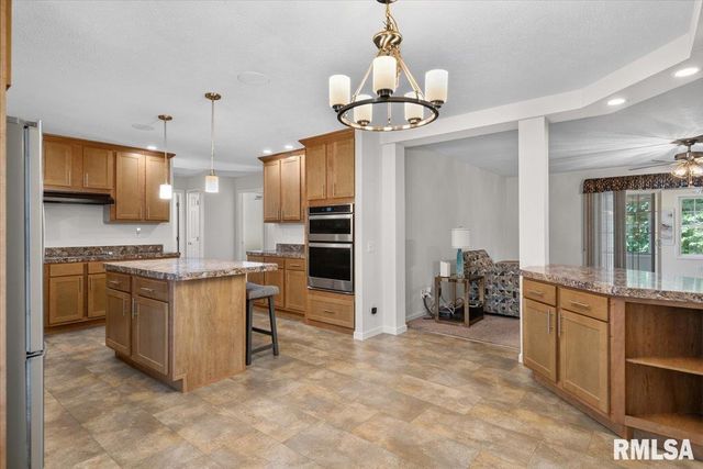 2800 Via Rosso St Unit 631, Springfield, IL 62703
