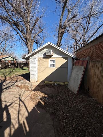 717 SW 25th Street, Oklahoma City, OK 73109