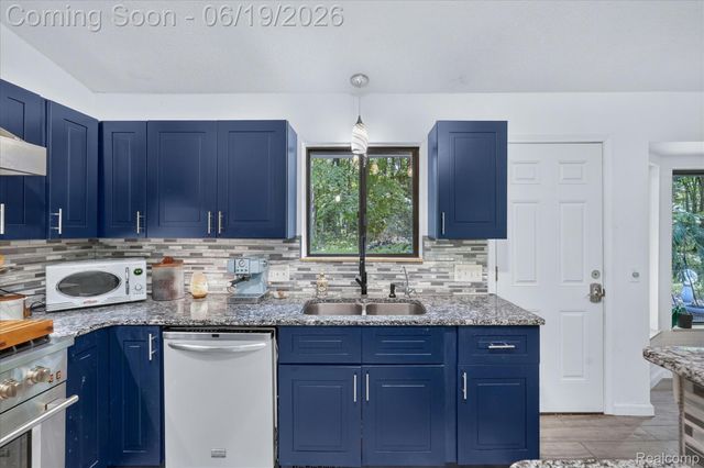 4200 Stockemer, White Lake Charter Township, MI 48383