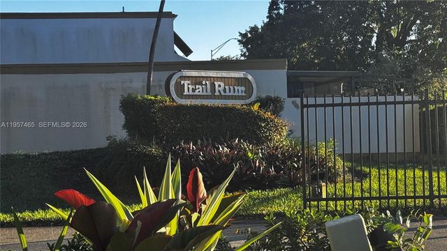 13190 SW 10th Ter, Miami, FL 33184