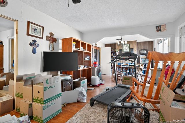 21023 Trumbo Road, San Antonio, TX 78264