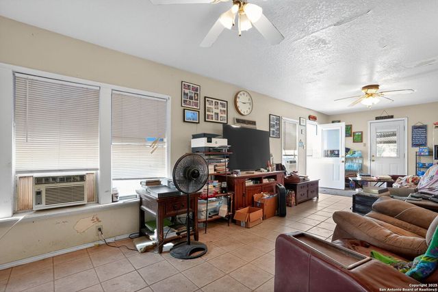 21023 Trumbo Road, San Antonio, TX 78264