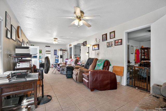 21023 Trumbo Road, San Antonio, TX 78264