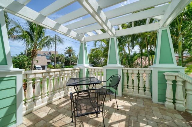478 S HARBOR DRIVE, Indian Rocks Beach, FL 33785
