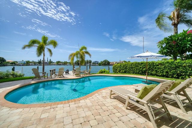 478 S HARBOR DRIVE, Indian Rocks Beach, FL 33785