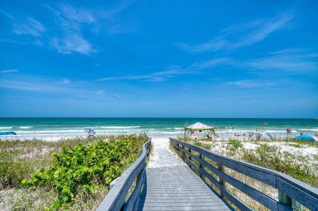 478 S HARBOR DRIVE, Indian Rocks Beach, FL 33785