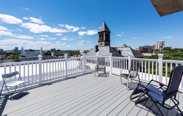 12 Inman St 33, Cambridge, MA 02139