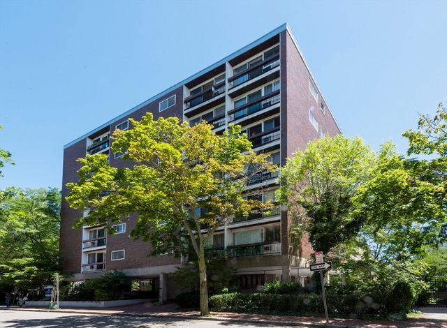 12 Inman St 33, Cambridge, MA 02139