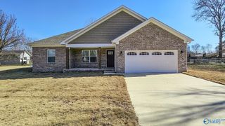 14300 Peek Drive, Athens, AL 35611