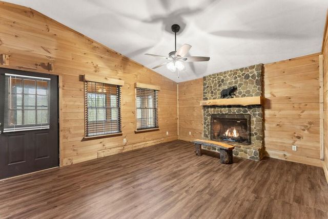279 Cindy Cove, Blairsville, GA 30512