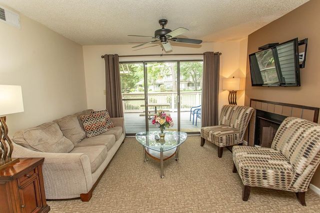 104 Westhill Cir Apt 6C, Myrtle Beach, SC 29572