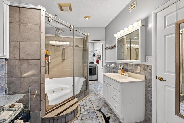 1715 ARECA WAY, Daytona Beach, FL 32117