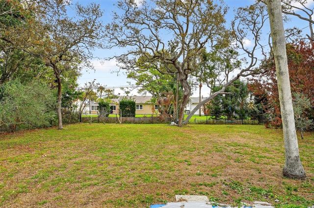 1715 ARECA WAY, Daytona Beach, FL 32117