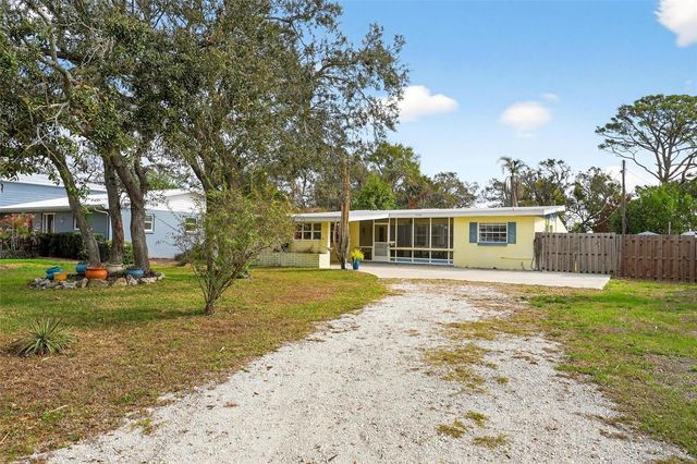 1715 ARECA WAY, Daytona Beach, FL 32117