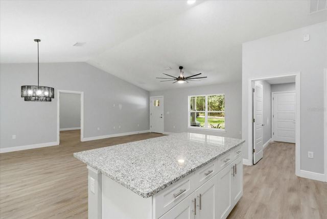 8727 N SPIKES WAY, Dunnellon, FL 34434