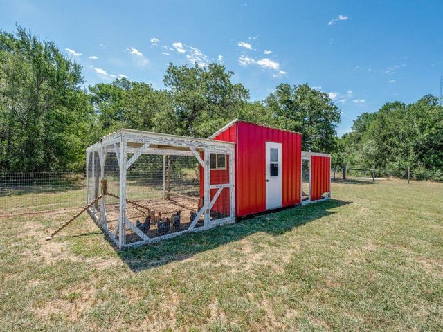1745 County Road 103 RD, Paige, TX 78659