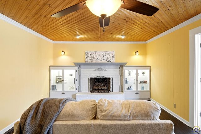 4814 SW Cochise AVE, Topeka, KS 66614