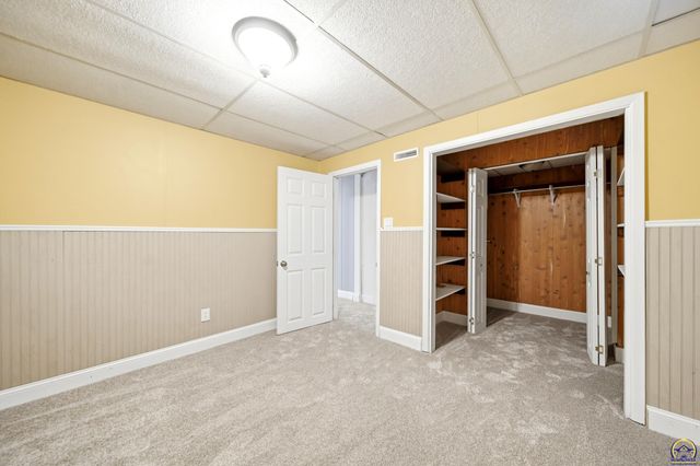 4814 SW Cochise AVE, Topeka, KS 66614