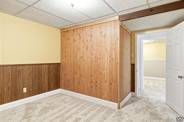 4814 SW Cochise AVE, Topeka, KS 66614