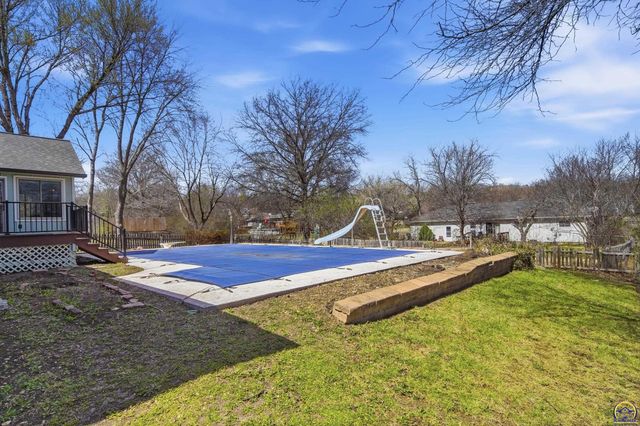 4814 SW Cochise AVE, Topeka, KS 66614