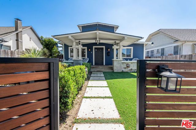 222 N St Andrews Place, Los Angeles, CA 90004