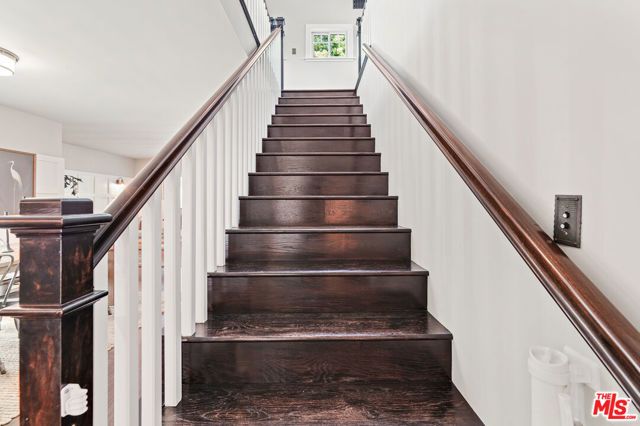 222 N St Andrews Place, Los Angeles, CA 90004