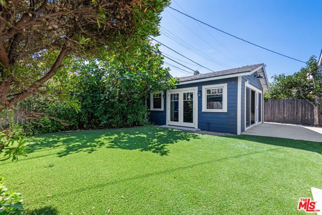 222 N St Andrews Place, Los Angeles, CA 90004