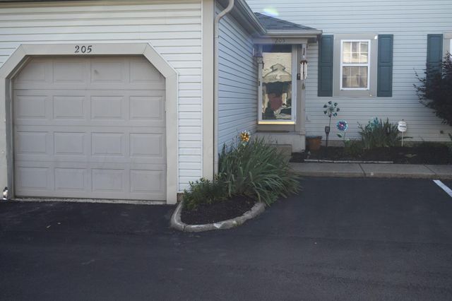 205 Malloy Lane, 74C, Blacklick, OH 43004