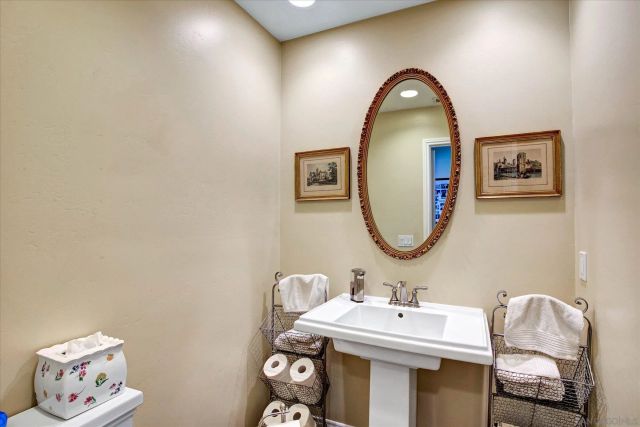 15969 Via De Las Palmas, Rancho Santa Fe, CA 92091