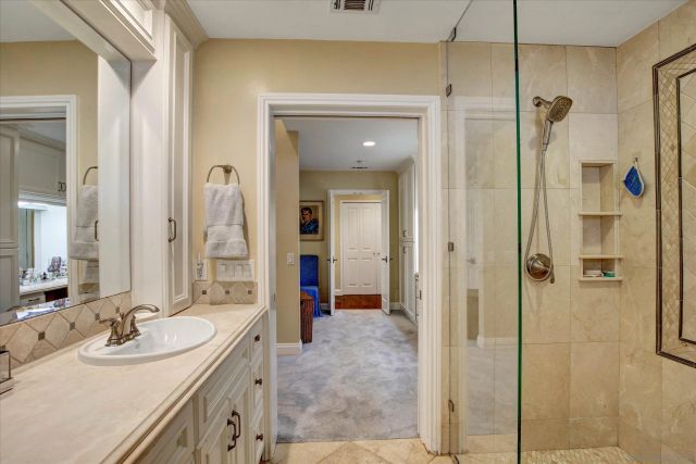15969 Via De Las Palmas, Rancho Santa Fe, CA 92091