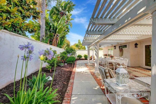 15969 Via De Las Palmas, Rancho Santa Fe, CA 92091