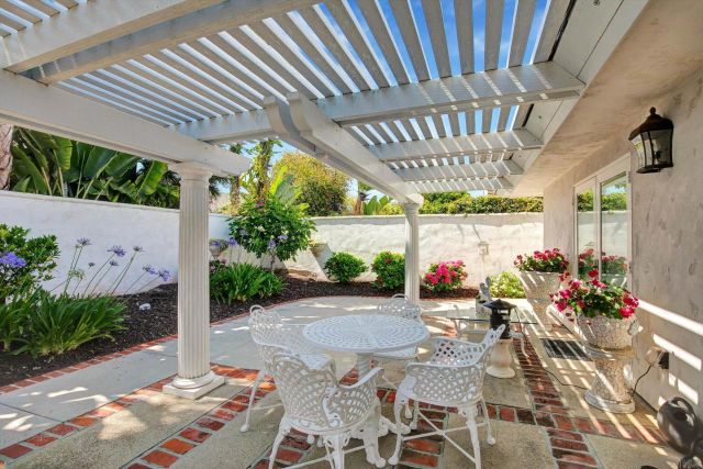 15969 Via De Las Palmas, Rancho Santa Fe, CA 92091