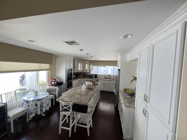15969 Via De Las Palmas, Rancho Santa Fe, CA 92091
