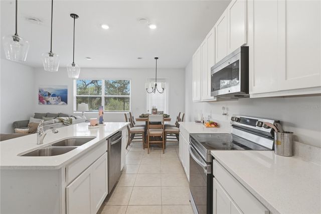 832 LONGBOAT DRIVE, Davenport, FL 33896