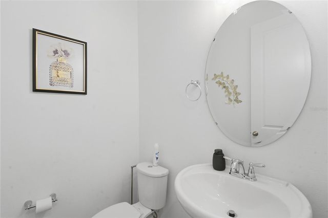 832 LONGBOAT DRIVE, Davenport, FL 33896