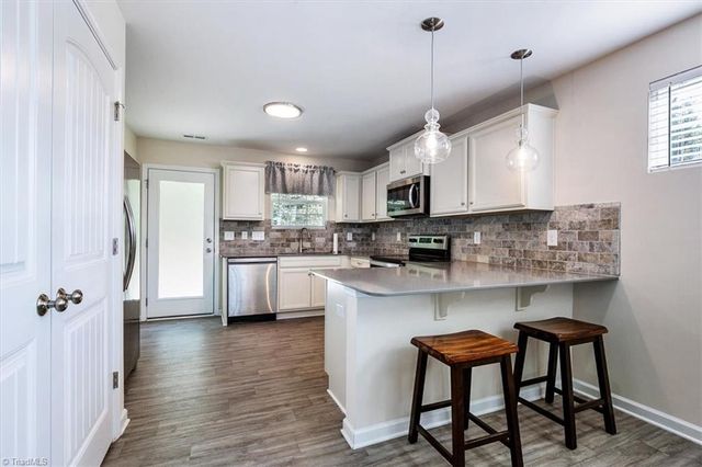3807 Copperfield Court, High Point, NC 27265