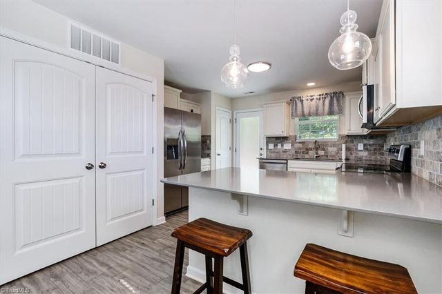 3807 Copperfield Court, High Point, NC 27265